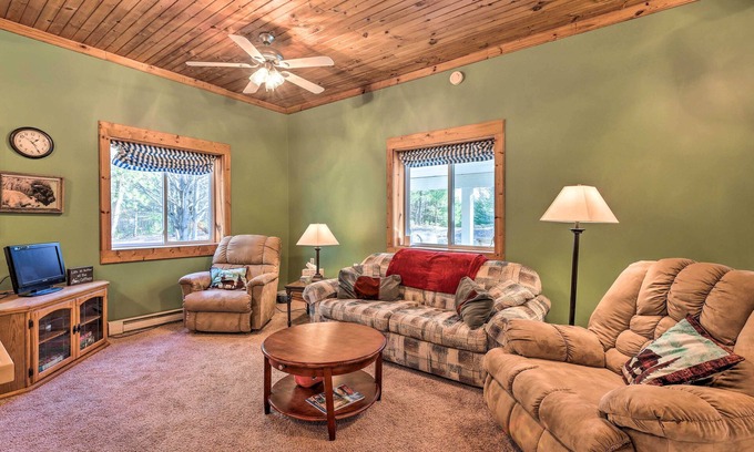 Bear Lake Cottage | Secluded Bear Lake Retreat with Fire Pit & Family Amenities