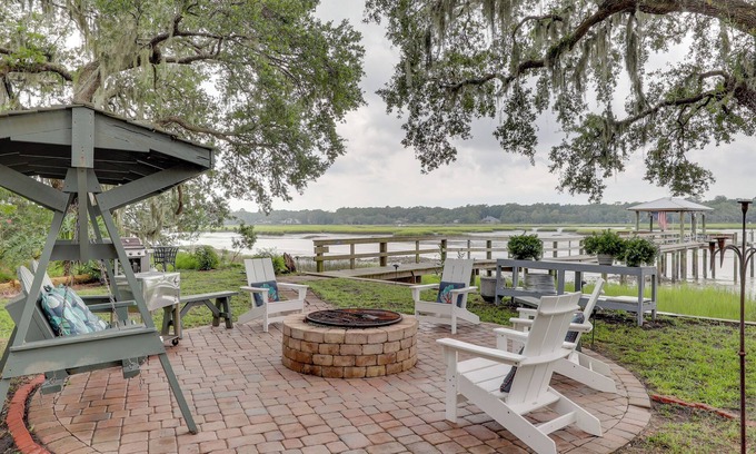 Fernandina Beach House | Riverfront Oasis: 10/10 Rated with Spa & Kitchen Amenities