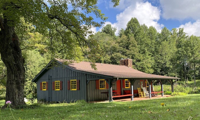 Meadows Of Dan House | Explore a Secluded Cabin on Blue Ridge Parkway - 10/10 Rated