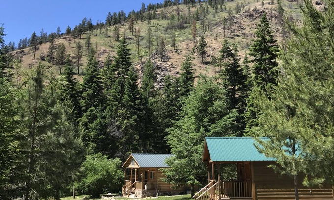 Hunters Cabin | Relaxing Retreat: Secluded Cabins on Private Ranch with Spa