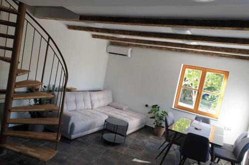 Mrljane House | Serene Cottage Retreat in Orchard on Pasman Island