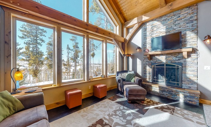 Granby House | Serene Custom-Built Retreat with Continental Divide Views