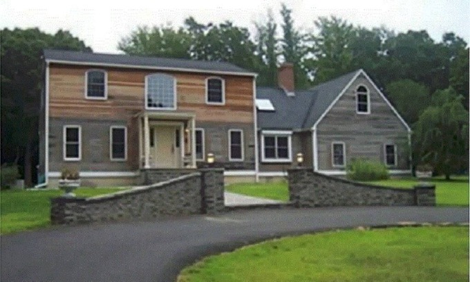 Westbrook House | Serene Family Retreat with Pool, Jacuzzi & Ocean Views