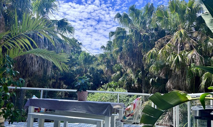 Newport House | Family-Friendly Treehouse Just Minutes from Bungan Beach