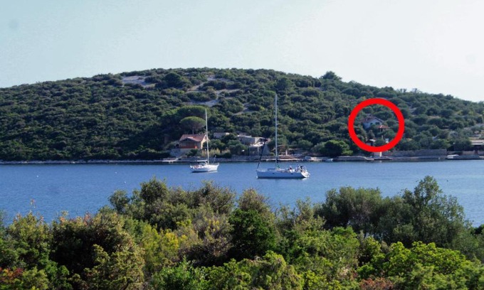 Kraj House | Secluded Fisherman's Cottage in Cove Ladjin, Pasman