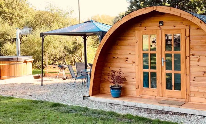 Barns Green Cabin | Unforgettable Glamping Pod with Private Hot Tub & Spa