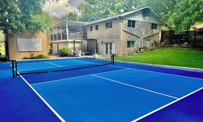 Parker Lane House | Serene Half Acre Retreat with Pickleball & Family Amenities