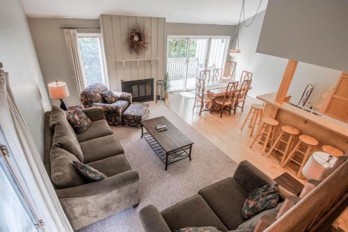 Harbor Springs House | Serene Harbor Springs Condo with Family-Friendly Amenities