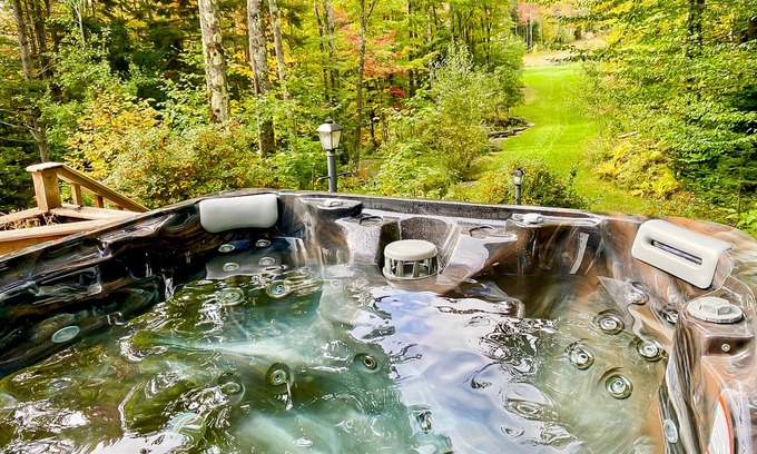 Jay House | Secluded Retreat with Hot Tub and Scenic Jay Peak Views