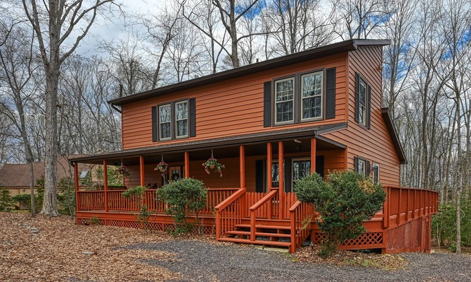 Bumpass House | Relaxing Retreat with Marina Access and Game Room