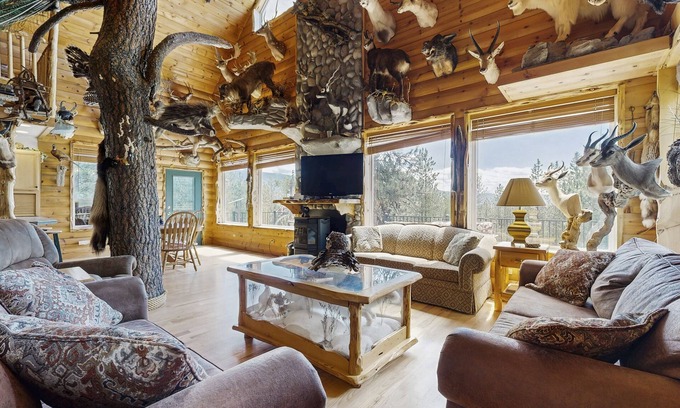 New Meadows House | Secluded Lodge with Unique Collection & Firepit, Pet-Friendly