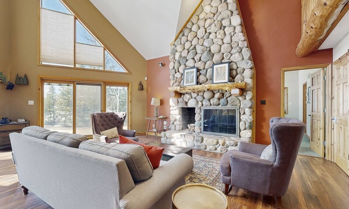 Wakefield House | Idyllic Lakefront Retreat with Private Dock & Pool Access