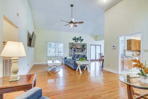Mount Pleasant House | Cozy Mount Pleasant Retreat - 6 Mi to Beaches & Hot Tub!