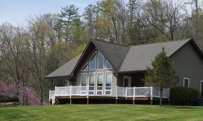 Mattawana House | Secluded Mountain House: Family-Friendly with Pool & Kitchen