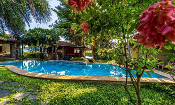 Hin Lek Fai Villa | Tranquil Family Retreat with Pool and Pet-Friendly Perks