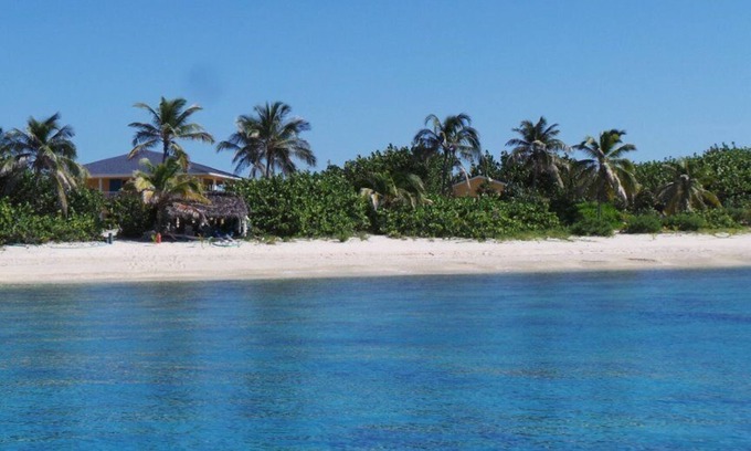 West End Villa | Secluded Oceanfront Retreat with Pool and Ocean Views