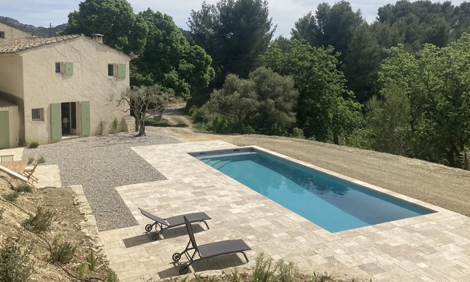 Sablet House | Secluded Provencal home with pool and stunning views