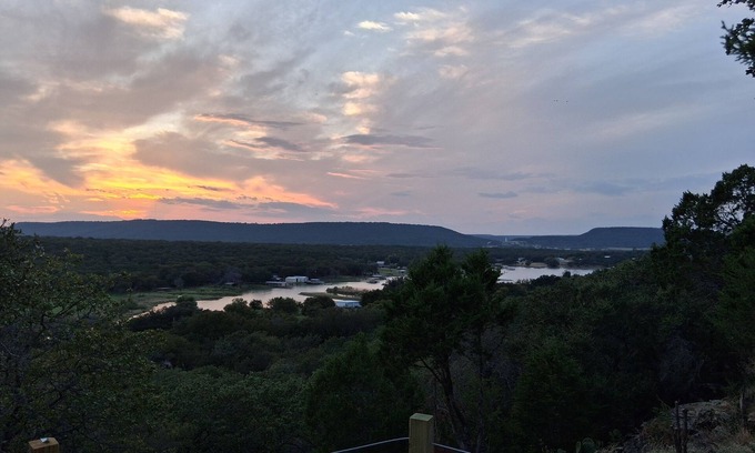 Gordon House | Secluded RV on mountain bluff overlooking lake with large deck. Hiking &biking