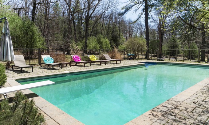 Town of Marbletown House | Cozy Ski Getaway with Pool and Firepit on 10 Acres