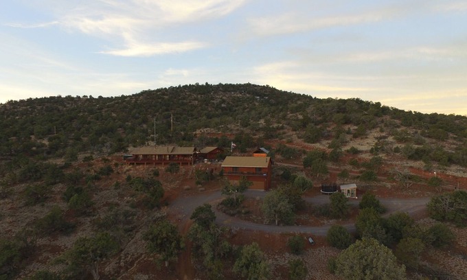 Williams Cabin | Secluded Vacation Rental with Amazing Views and Home Gym