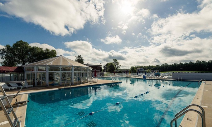 North East House | Deluxe Bay View Escape with Pool and Family Amenities
