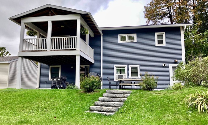 Beulah Apartment | Ideal Getaway Near Downtown Beulah & Crystal Lake Fun