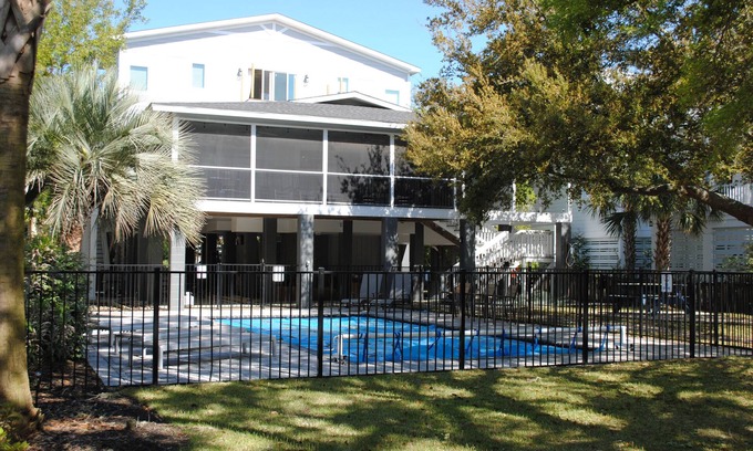 North Litchfield Beach House | Ideal North Litchfield Beach Home with Private Pool & Deck