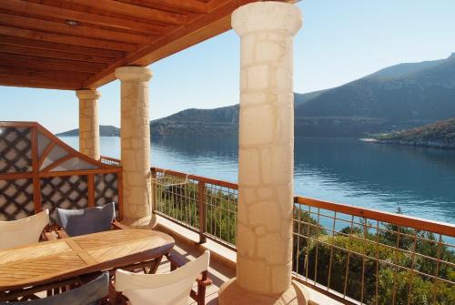 Arkadiko Chorio House | Seaside Serenity at Secret Arcadia Bay - Breathtaking Views