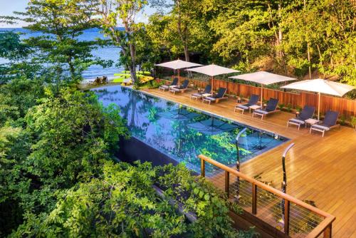 Portsmouth Hotel | Experience Tranquility at Secret Bay with Oceanfront Views