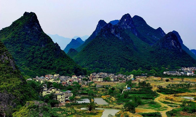 Xiufeng Hotel | Relax at Secret Courtyard Resort Hotel with Oceanfront Views