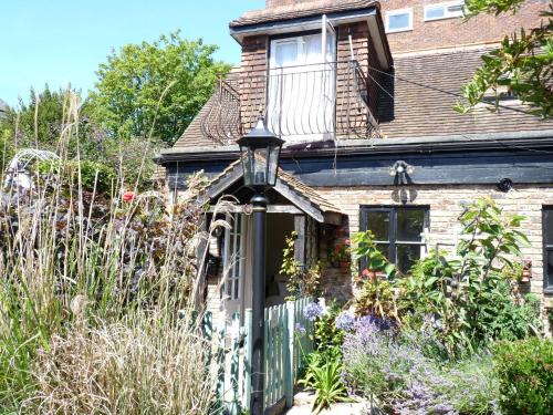 Eastbourne House | Discover the Secret Garden Hideaway for Adults - Rated 9.1