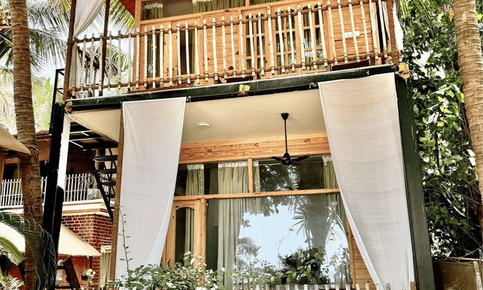 Agonda House | Secret Garden - Premium Hut #4