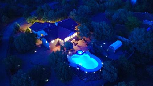 West Sedona House | Discover Sedona's Paradise with Pool, Hot Tub & Scenic Rides