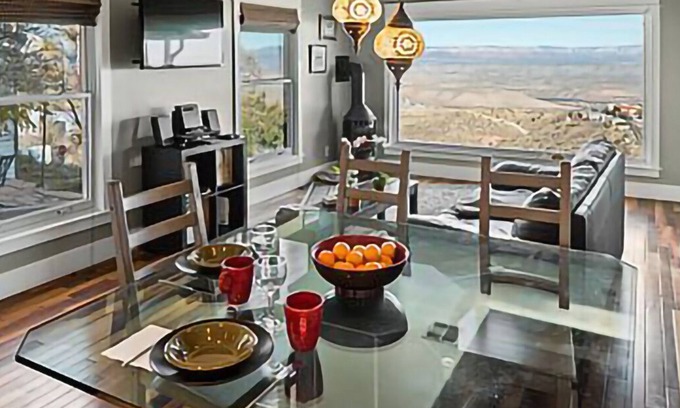 Jerome Condo | See Forever Penthouse at the Top of Town