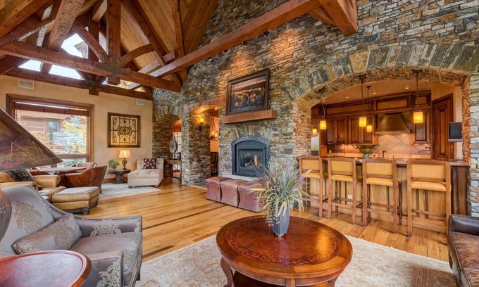 Mountain Village Cabin | Discover Forever Summit Cabin 156 - Family-Friendly Retreat