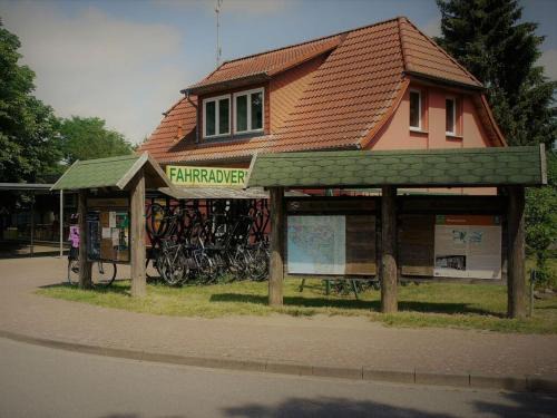 Muritz House | Relaxing Seeadler Holiday Residence with Family-Friendly Amenities
