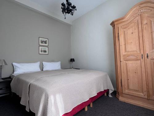 Altstadt Apartment | Experience seeglueck HÄUSLE: City Location with Ocean Views