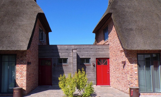Nieby House | Experience Ocean Views at Seegras: Perfect for Families