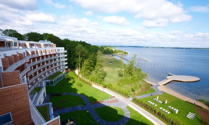 Muritz Hotel | Relax at Seehotel Fleesensee - 4-Star Oasis with Spa