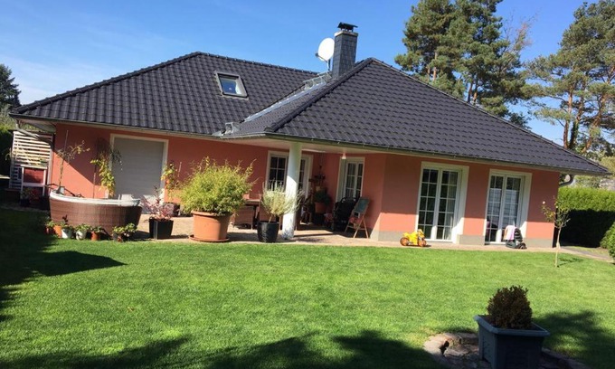 Groskoschen Villa | Relaxing Seeliebe: Spa Retreat Just Steps from the Beach