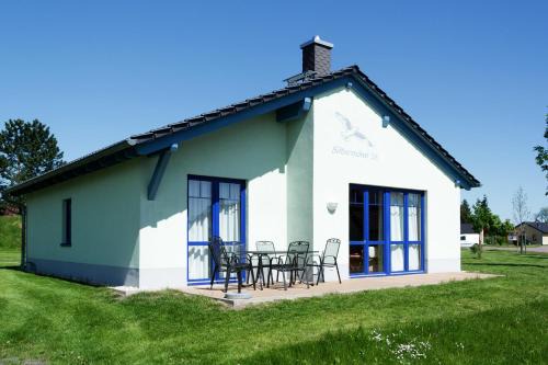 Markkleeberg Apartment | Discover Seepark Auenhain: Oceanfront Luxury Awaits