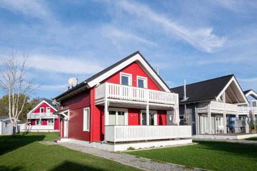 Heringsdorf House | Family-Friendly Getaway at Seepark Süssau Ferienhaus Seerose