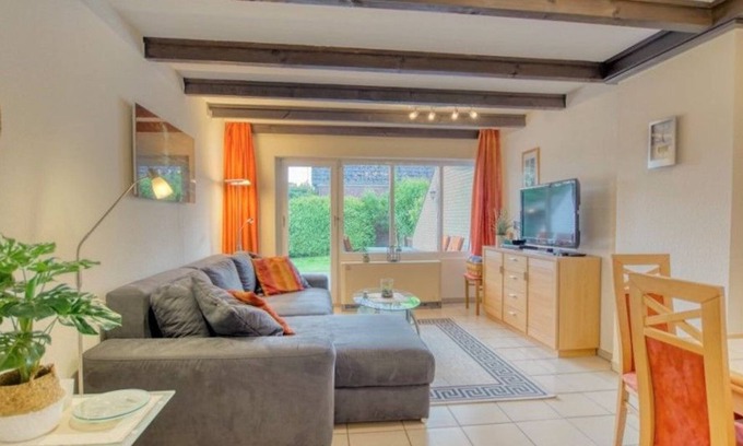 Sutel House | Family-Friendly Stay at Seepark Sütel, Haus 8
