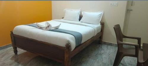 Tumkur Cabin | Cozy Seetha Lodge & Restaurant: Pet and Child Friendly Stay