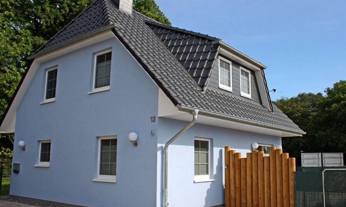 Juliusruh House | Seewind: Family-Friendly Holiday Residence with Spa & Kitchen
