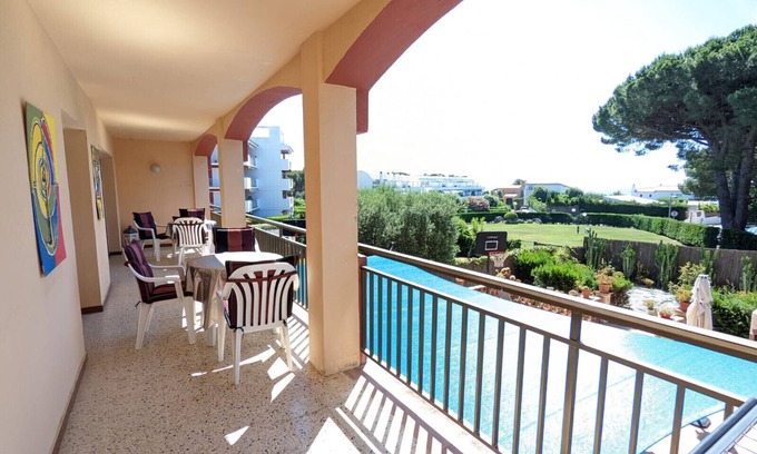 Palamos Apartment | Guest Rated 10/10: Modern Apartment with Ocean View & Parking