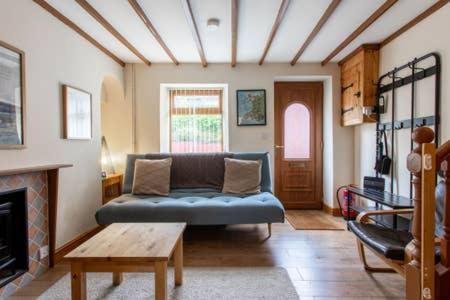 Port Talbot House | Pet-Friendly Selah Cottage on Queen Street: Rated 9.3/10
