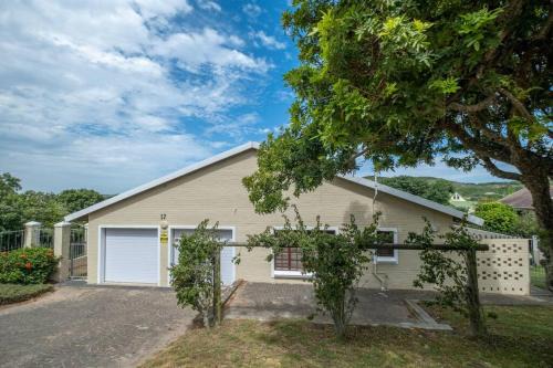 Kenton on Sea House | Discover Selah-on-Sea: Pet-Friendly Retreat with a 9/10 Rating
