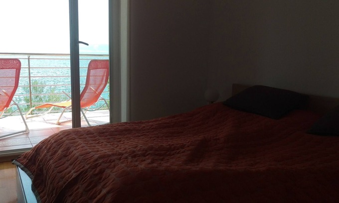 Selce Apartment | Seaside Apartment with Breathtaking Views & Top Amenities