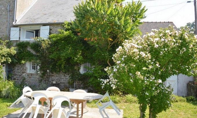 Saint-Vaast-la-Hougue Cottage | Charming Self-Catering Cottage in St Vaast la Hougue